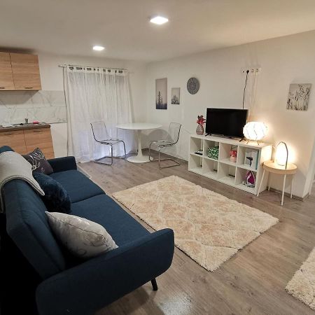 Dragonfly Apartment Near At The Castle Labyrinth Ii. Budapest Exteriör bild